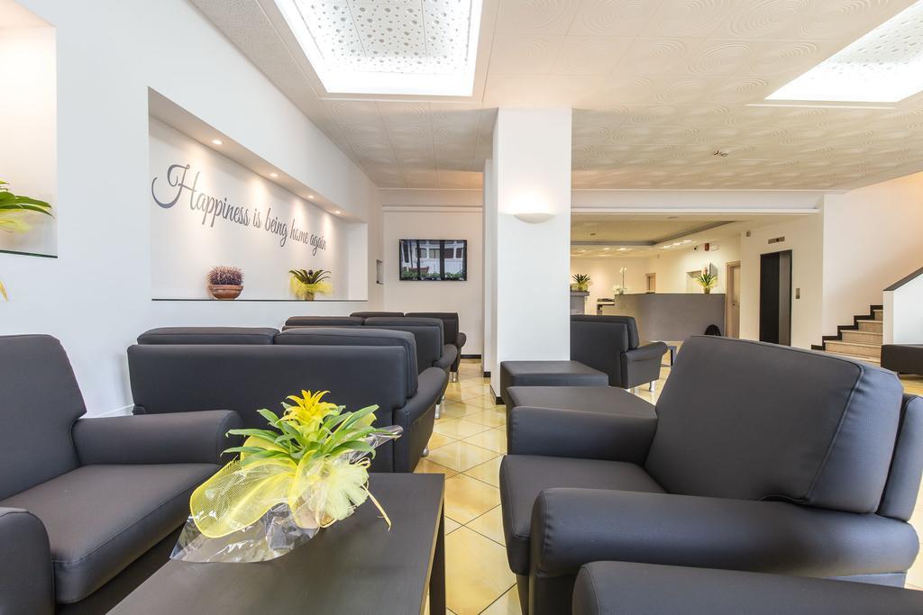 גביצ'ה מארה Hotel Madison מראה חיצוני תמונה