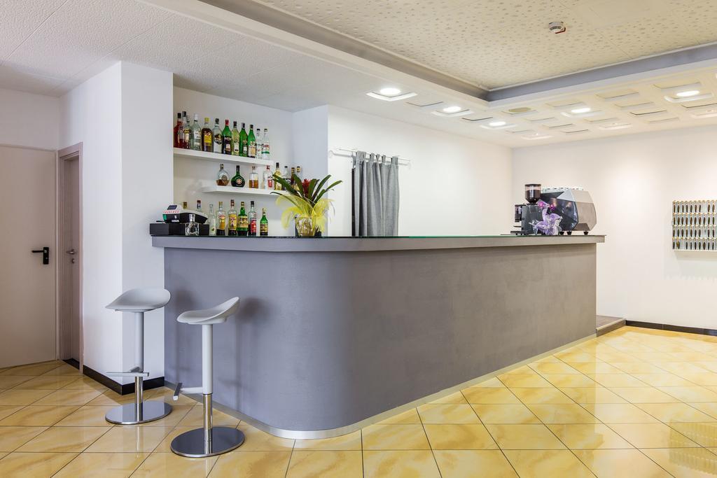 גביצ'ה מארה Hotel Madison מראה חיצוני תמונה