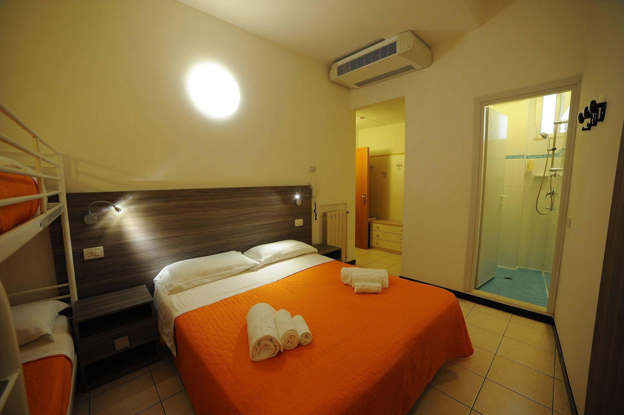 גביצ'ה מארה Hotel Madison מראה חיצוני תמונה
