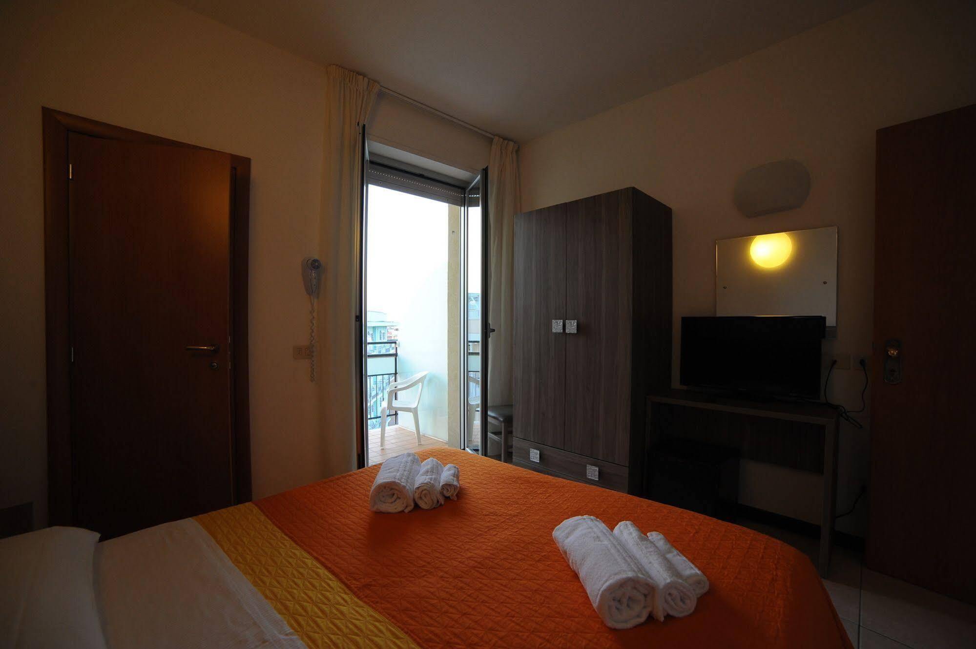 גביצ'ה מארה Hotel Madison מראה חיצוני תמונה