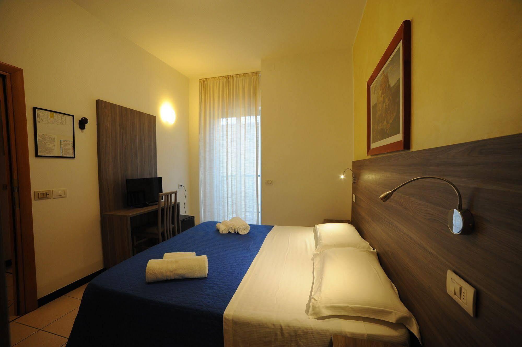 גביצ'ה מארה Hotel Madison מראה חיצוני תמונה
